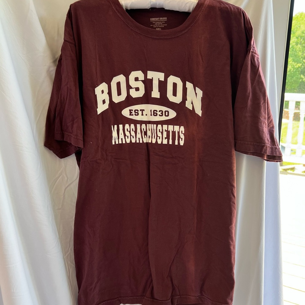 Boston representing comfortable T shirt in maroon!